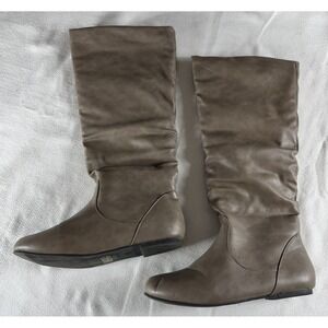Journee‎ Collection Boots Womens Size 8 Knee High Flat Faux Leather Fall Shoes